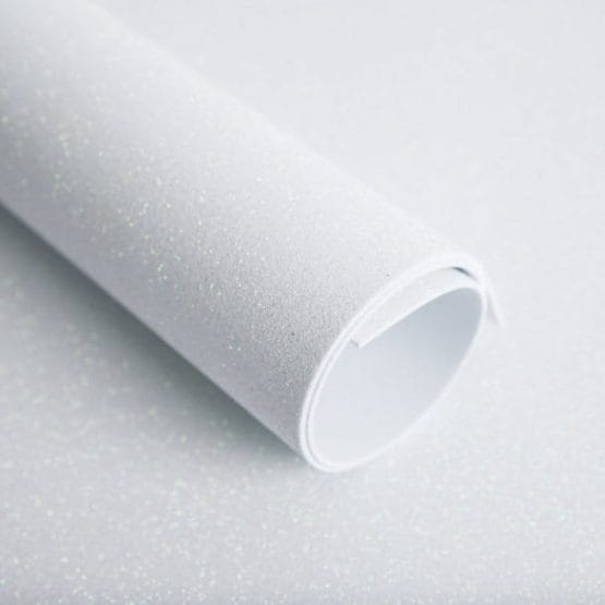 Goma eva con brillantina blanca