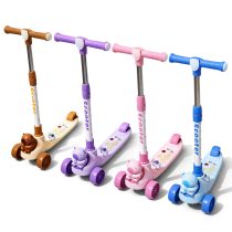 Monopatin scooter capibara