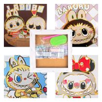 Diamantes para decorar bastidor labubu 20×20 cm