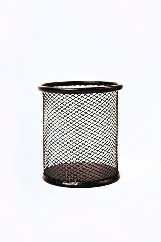 Porta lapiz metal calado grande