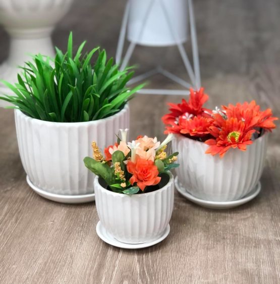 Maceta blanca c-relieve 14 x 12.5 cm