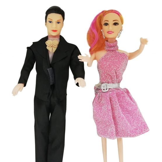 Muñeca c- muñeco y accs en caja