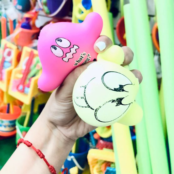 Estrellas fluo que se estiran