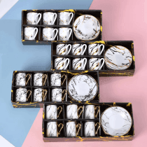 Tazas decoradas en caja con platos 6