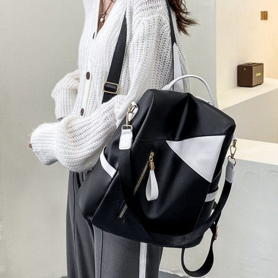 Mochila dos colores triangulo