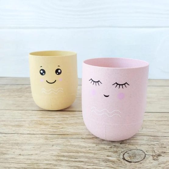 Taza de plastico c/ diseño infantil
