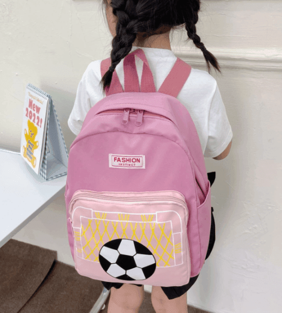 Mochila infantil jardin diseño de pelota