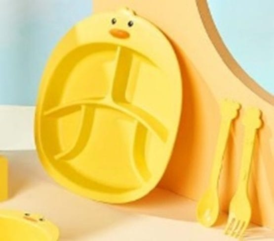 Plato plástico patito c/cubiertos