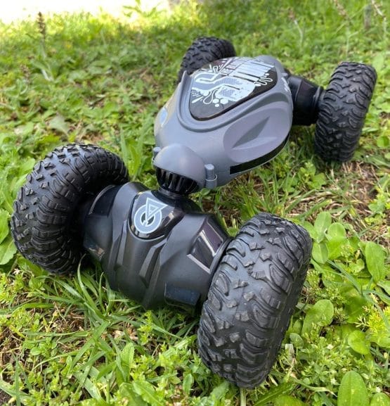 Auto de acrobacias con remoto