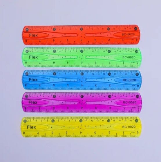 Regla flexible 20 ctms