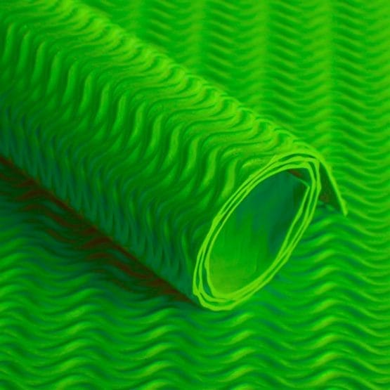 Goma eva ondulada verde manzana wav 015