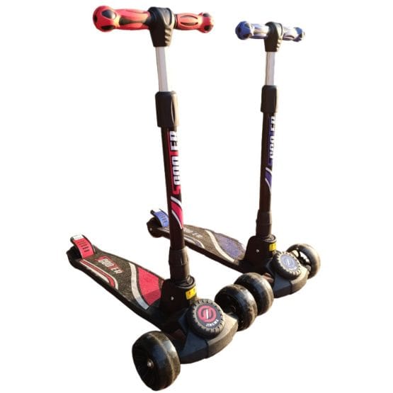 Monopatin negro con sonido