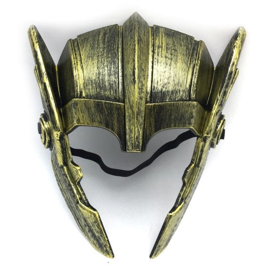 Mascara plastico con alas