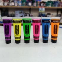 Pintura fluo en pomo exhibidor