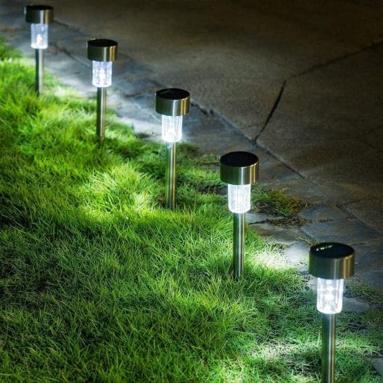 Lampara led solar pincho para jardin