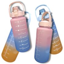 Botella de agua grande con diseño