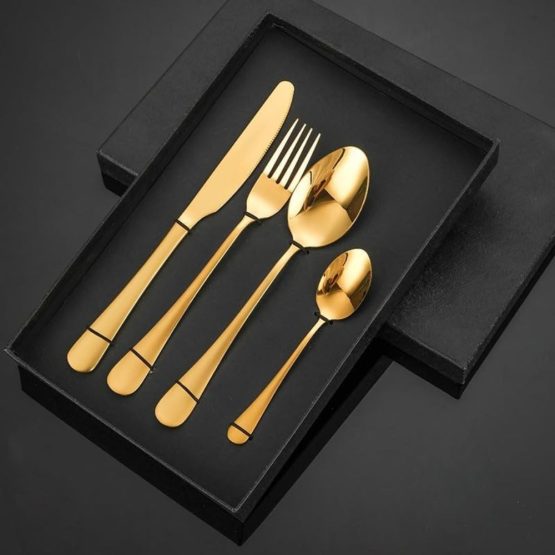 Cubiertos acero dorado en caja 4 piezas