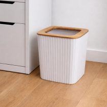 Papelera rayas plastico y bambu
