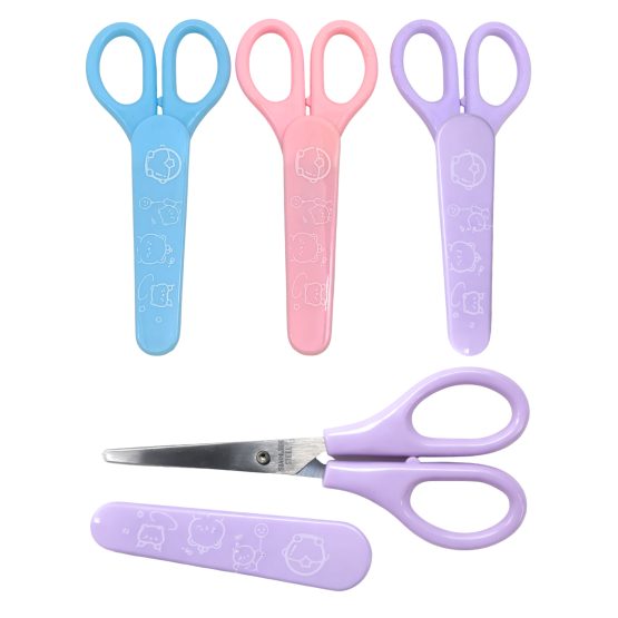 Tijera escolar con proteccion plastica 13.5cm