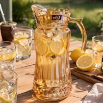 Jarra de vidrio labrada color ámbar 1800ml