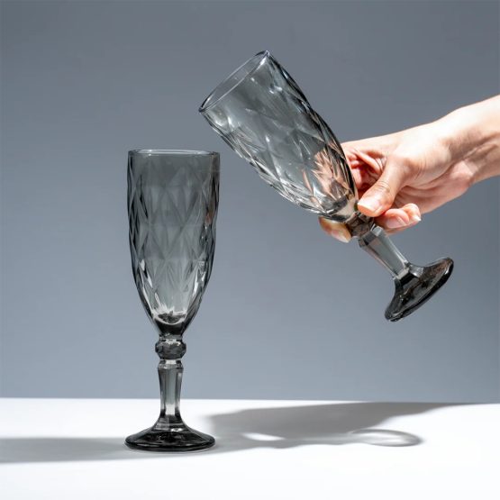 Copa de vidrio labrada rombos 165ml 19.5cm