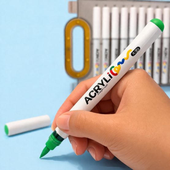 Marcadores acrílicos x24 en estuche