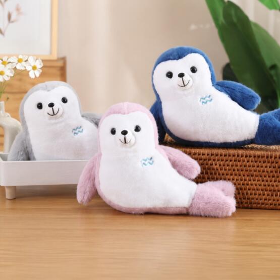 Peluche foca acostada